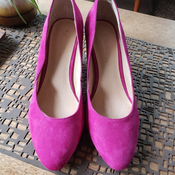 Anthropologie | Block Heel Pumps | Fuschia Suede | Size 9.5 | NWOB - Picture 2 of 7